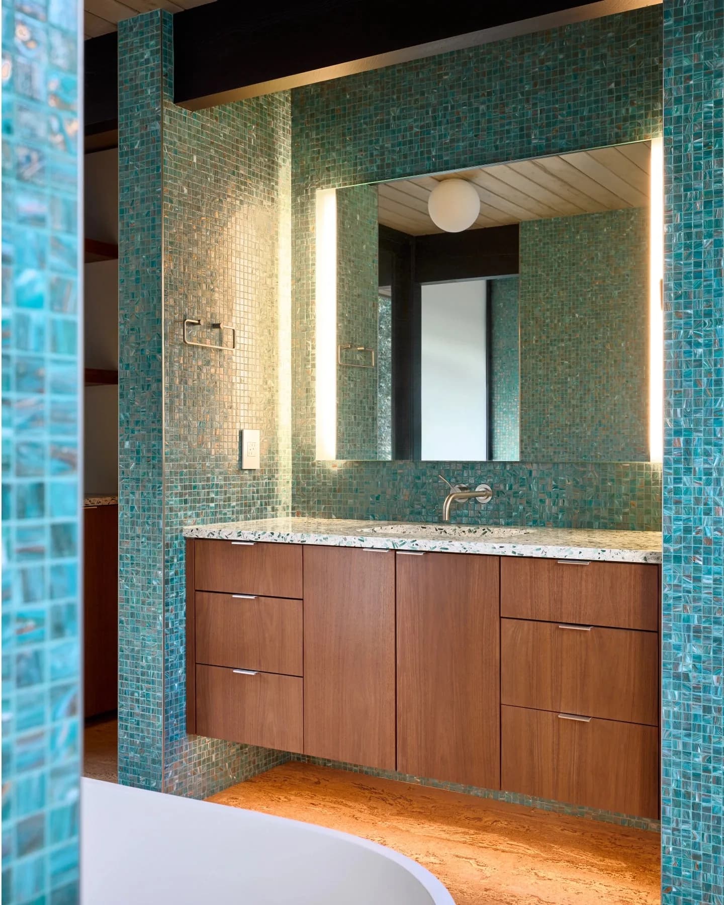Interior photograph by Todd Huge